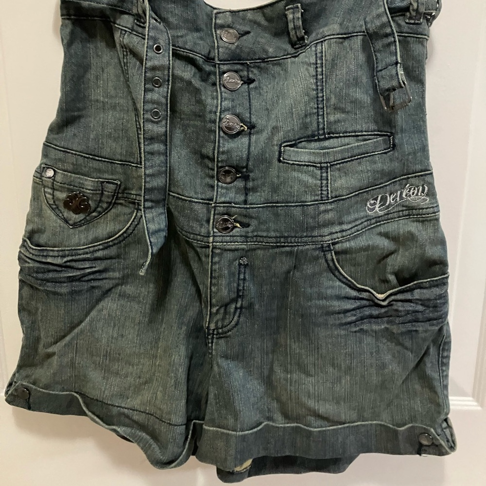 House of Dereon Super High Waisted denim shorts